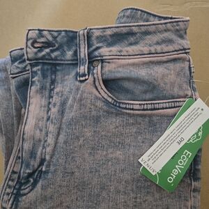VENUS High Rise EcoVero Pink-Blue Jeans